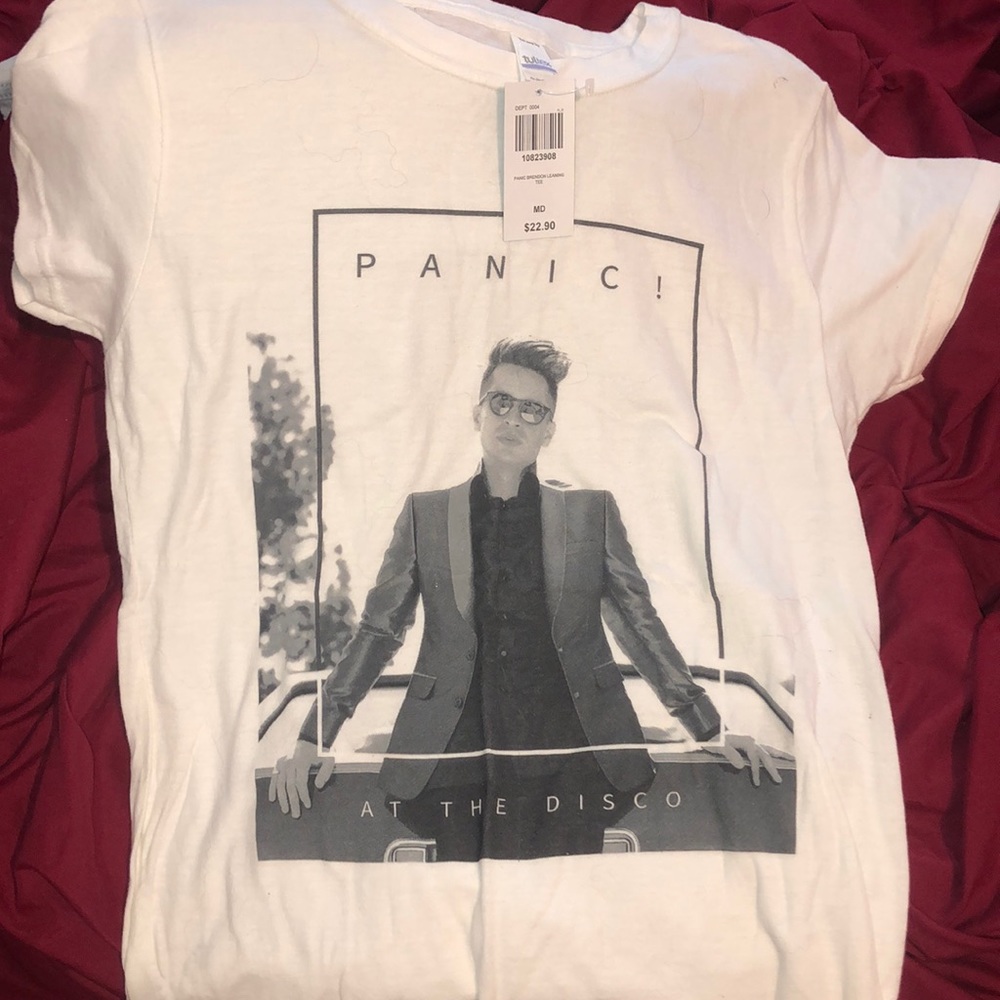Short sleeve Panic at the disco shirt